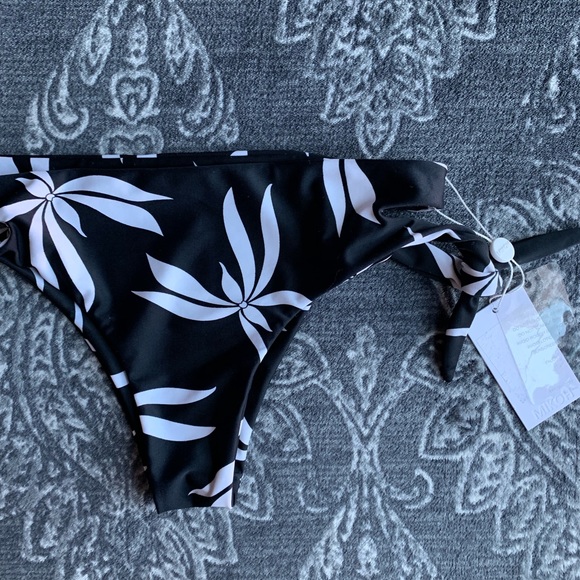 Mikoh Other - Mikoh Kaena Tie Cutout Side Bikini Bottom Large